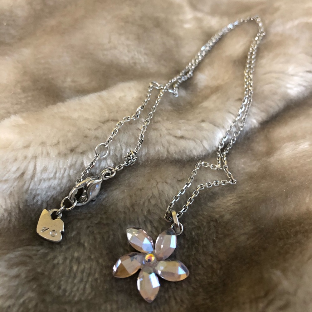 New flower necklace Swarovski